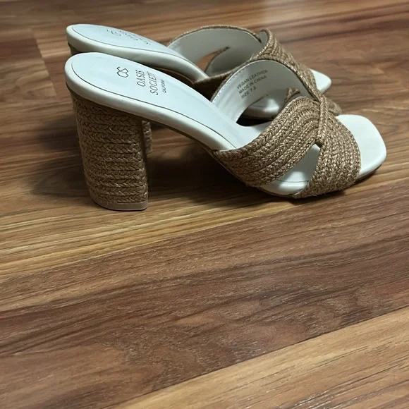 Oasis Society Raffia Heels - Picture 2 of 7